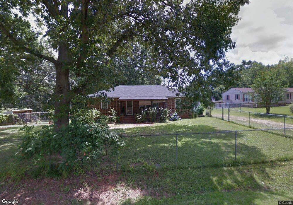 173 Johnson St, Barnesville, GA 30204 - photo 1