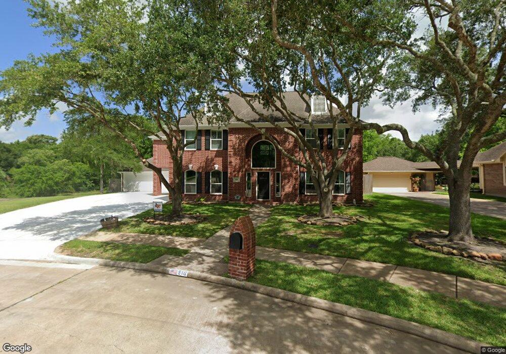 516 Lakeside Ln, Friendswood, TX 77546 - photo 1