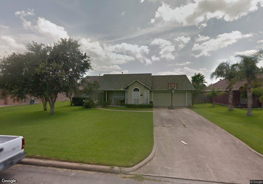 3415 Van Ness Dr, Alvin, TX 77511 - photo 1
