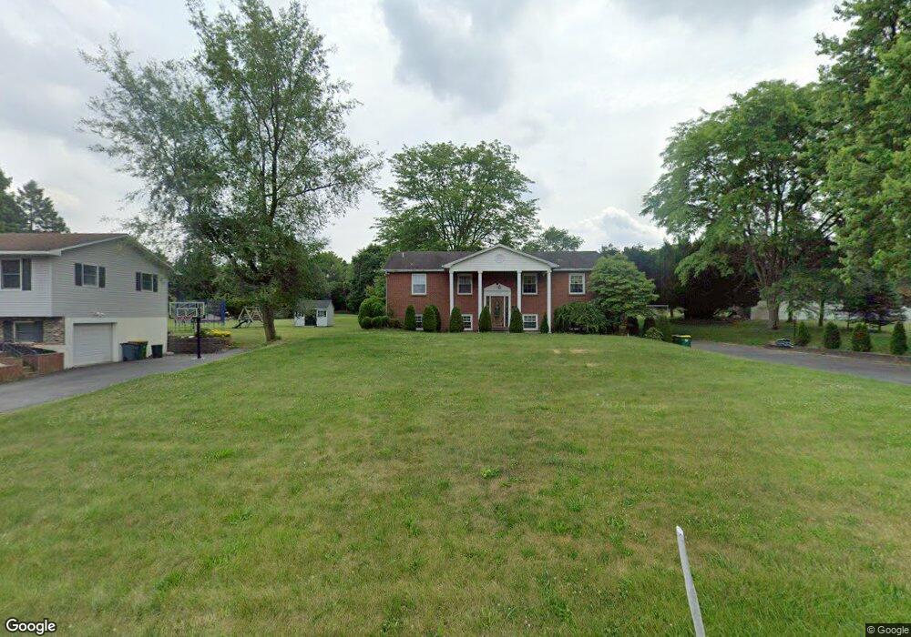 1820 Minesite Rd, Allentown, PA 18103 - photo 1