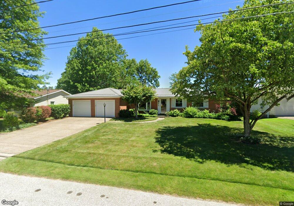 2815 Midland Dr, Erie, PA 16506 - photo 1