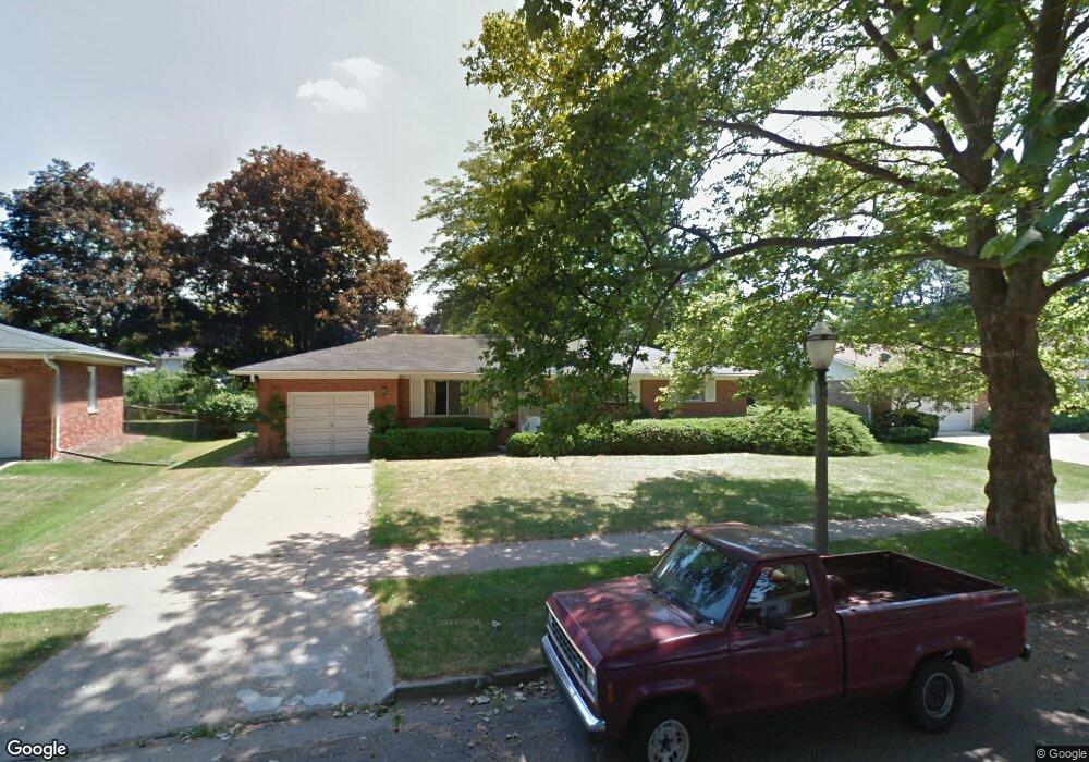 2401 Hanover Dr, Lansing, MI 48911 - photo 1