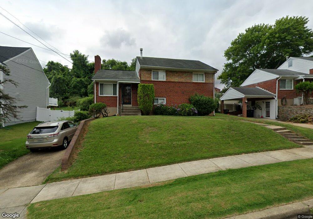 413 Saint Margarets Dr, Capitol Heights, MD 20743 - photo 1