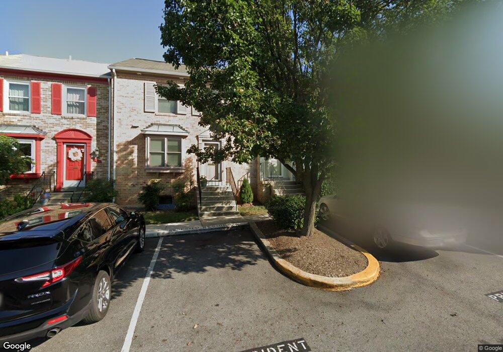 10237 Arizona Cir, Bethesda, MD 20817 - photo 1