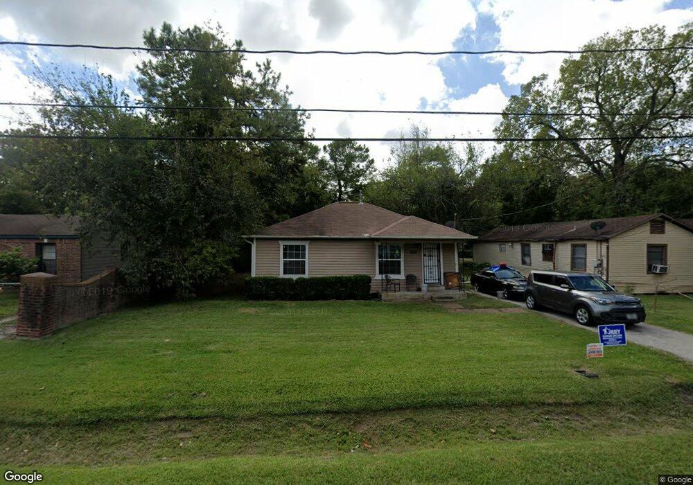 6808 Kittridge St, Houston, TX 77028 - photo 1
