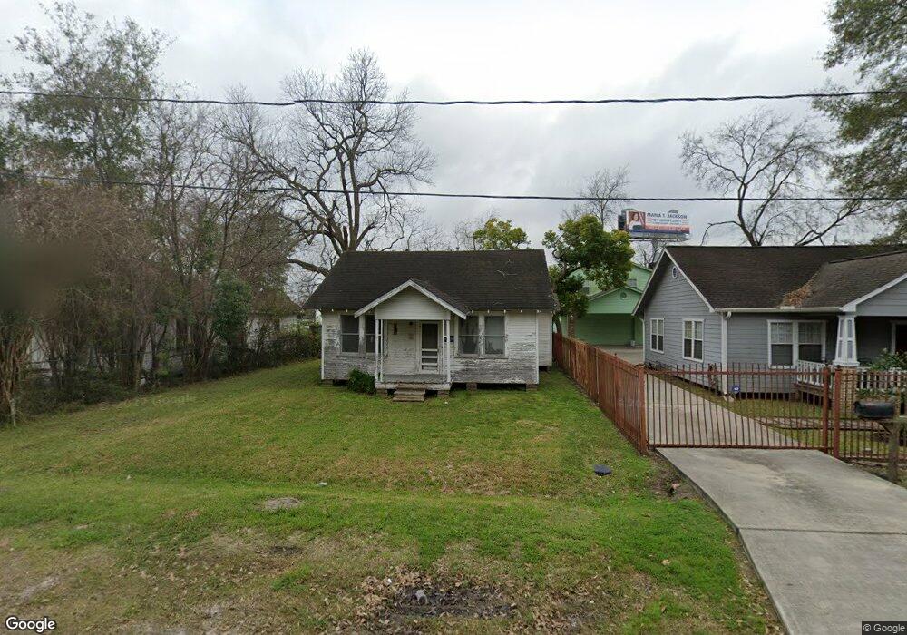 205 Westfield St, Houston, TX 77022 - photo 1