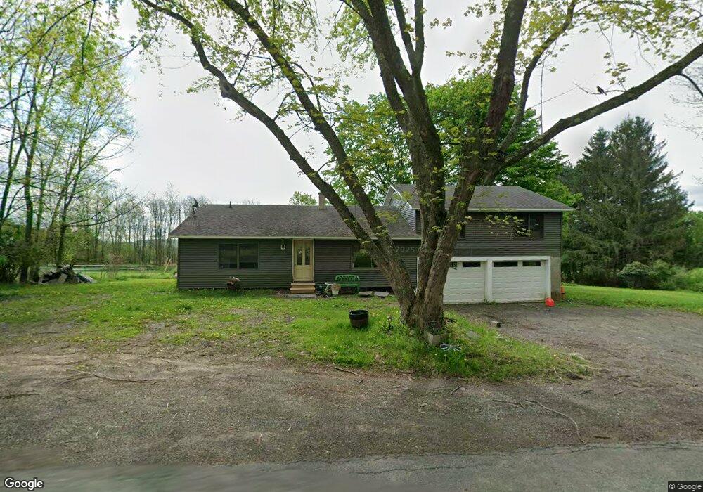 522 Ash St, Honesdale, PA 18431 - photo 1