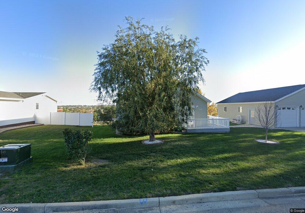 312 15th St SW, Jamestown, ND 58401 - photo 1