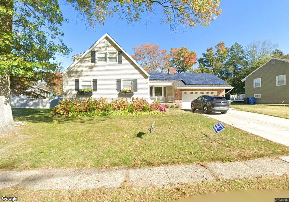 75 Mason Dr, Metuchen, NJ 08840 - photo 1