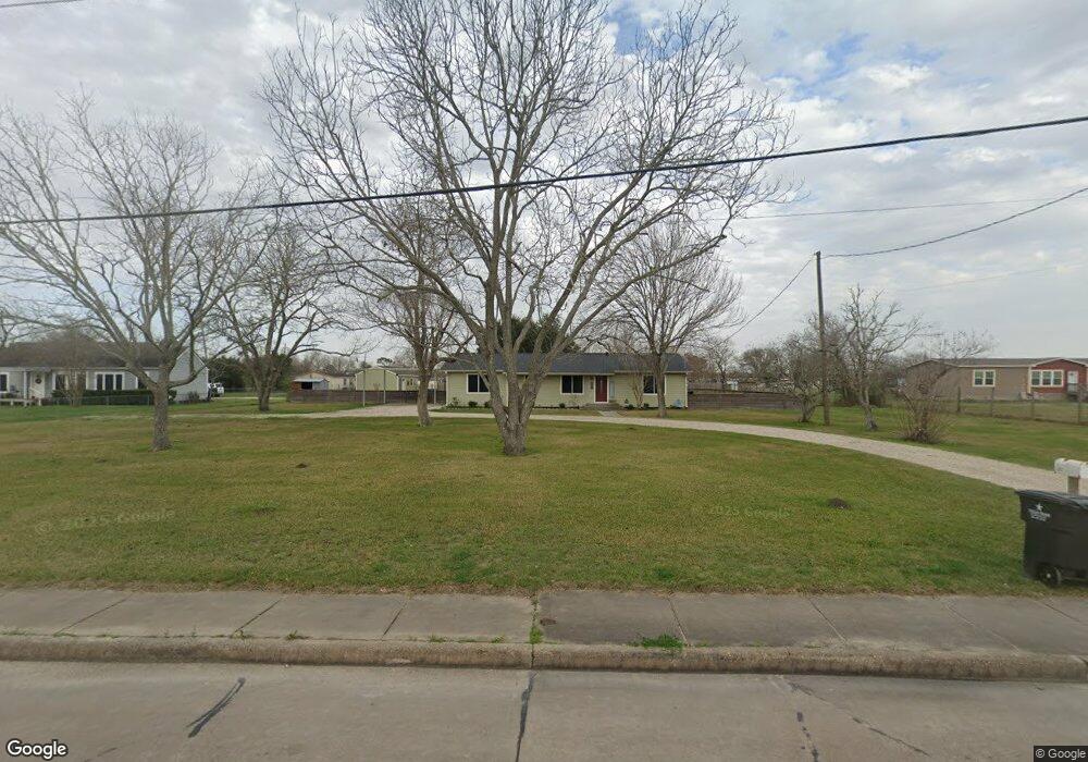 4511 Mustang Rd, Alvin, TX 77511 - photo 1