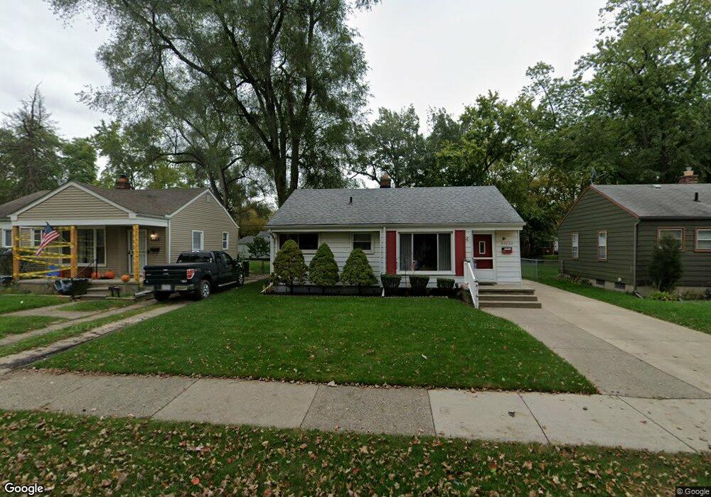 23120 Rosewood St, Oak Park, MI 48237 - photo 1