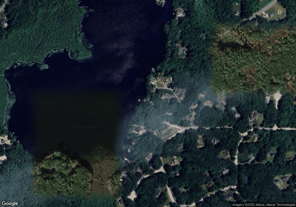 8 Spruce Ln, Sandown, NH 03873 - photo 1