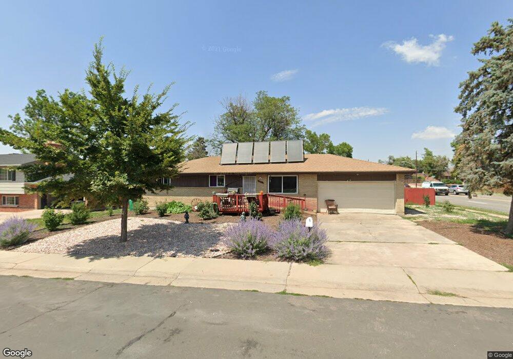 301 S Peoria Cir, Aurora, CO 80012 - photo 1