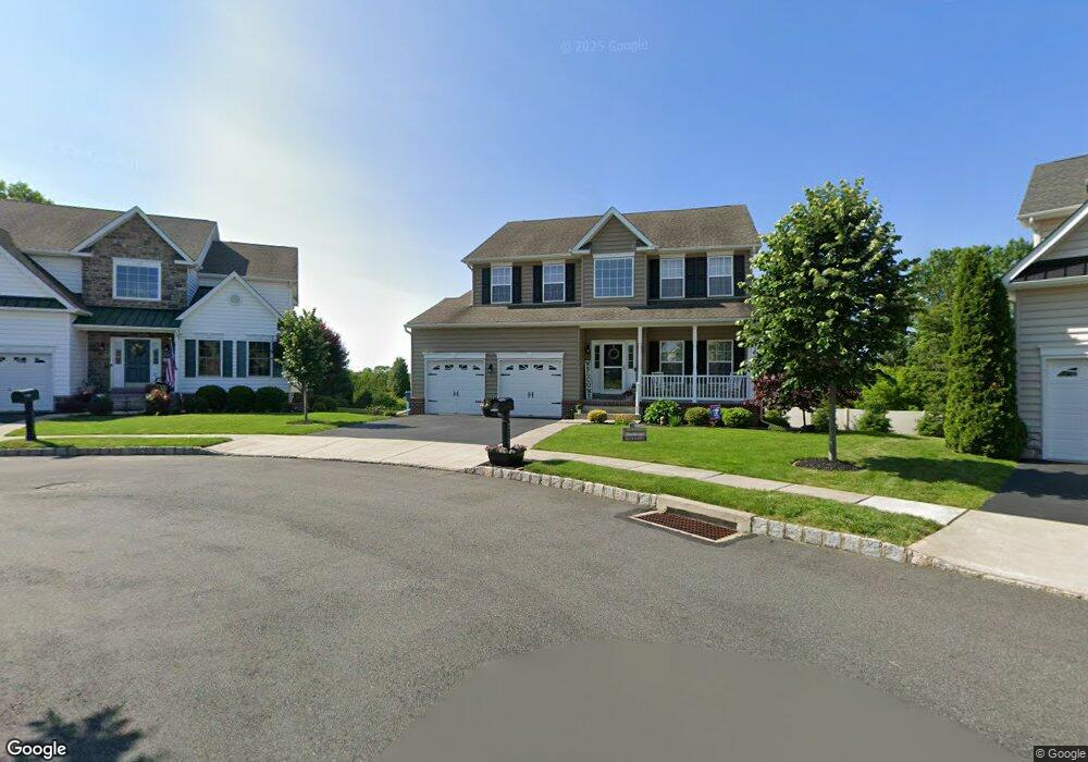2121 Larkspur Ct, Pennsburg, PA 18073 - photo 1