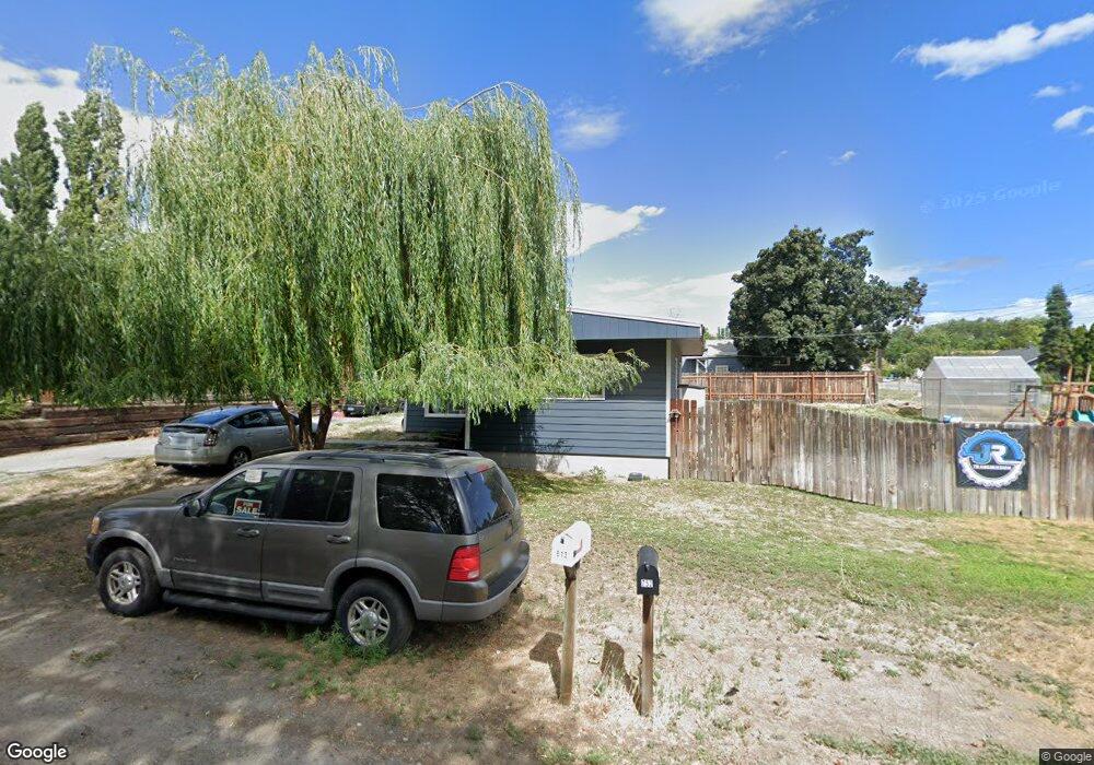 613 N Gale Place, East Wenatchee, WA 98802 - photo 1