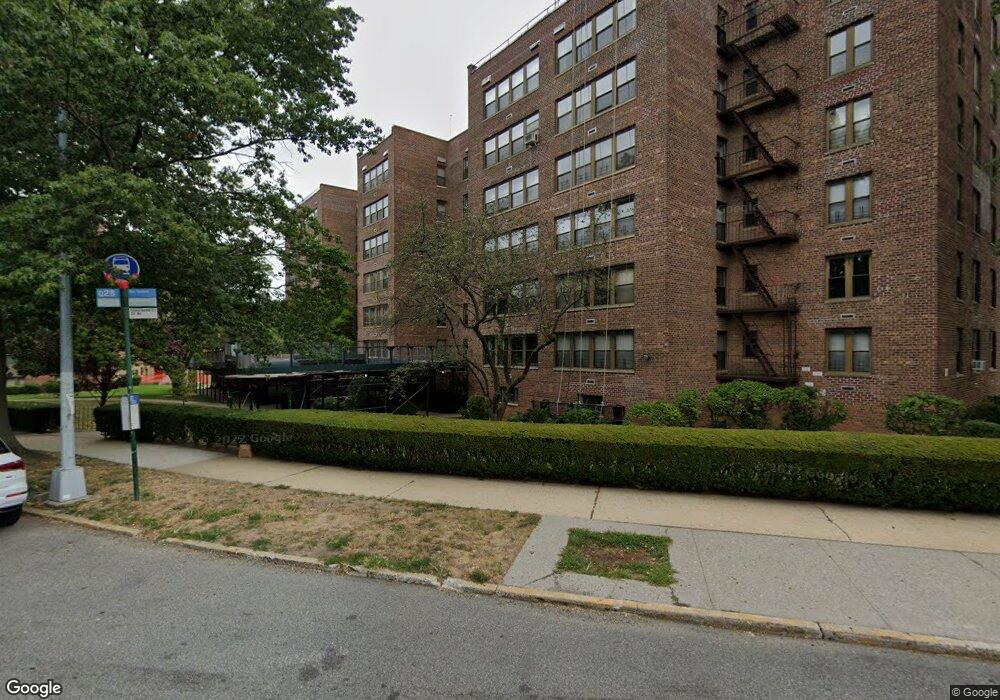 Kennedy Street Quad unit 2B, Bayside, NY 11360 - photo 1