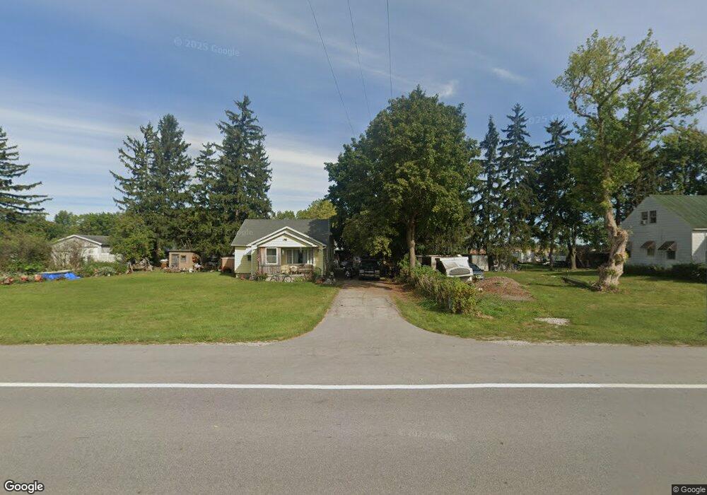 6095 E Holland Rd, Saginaw, MI 48601 - photo 1