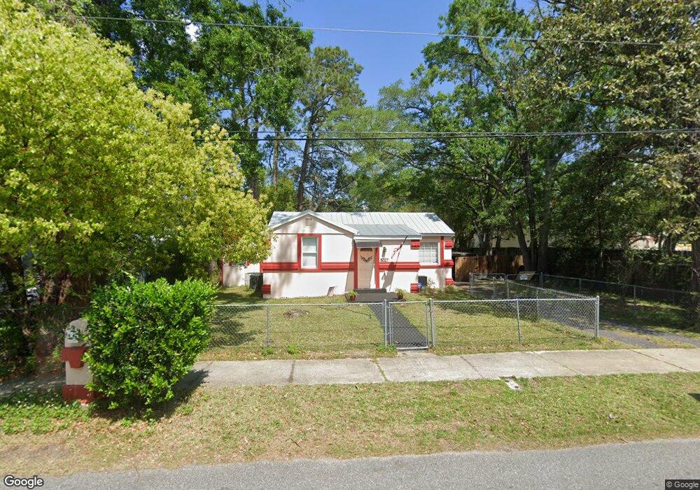 5027 Kingsbury St, Jacksonville, FL 32205 - photo 1