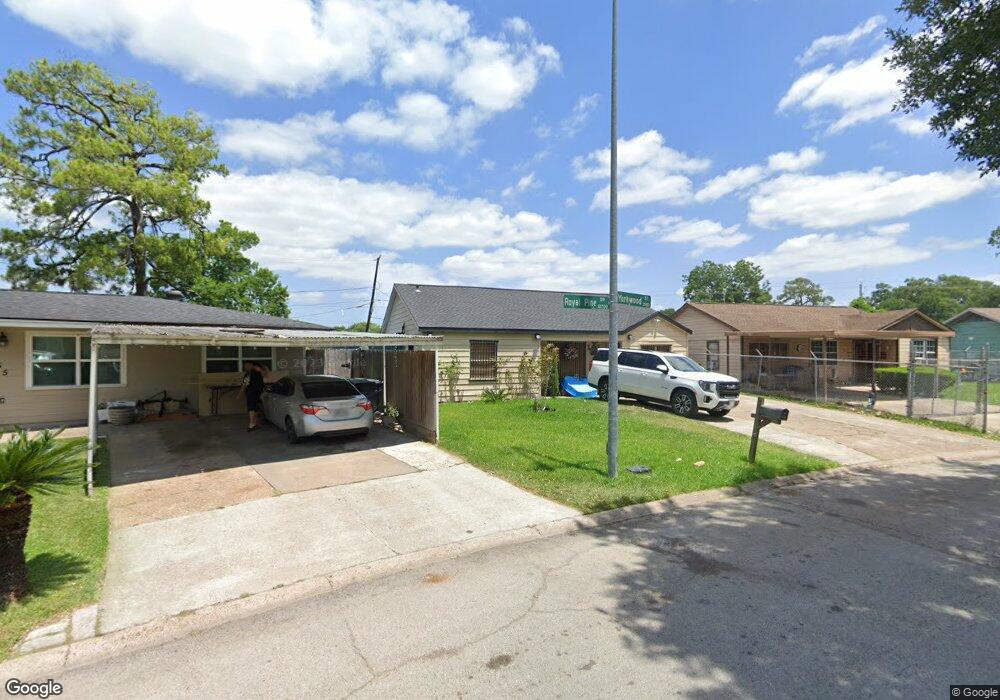 10759 Royal Pine Dr, Houston, TX 77093 - photo 1