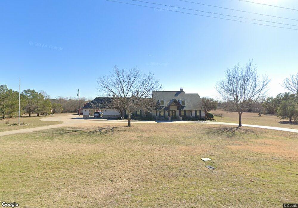 3211 Crystal Lake Dr, Granbury, TX 76049 - photo 1
