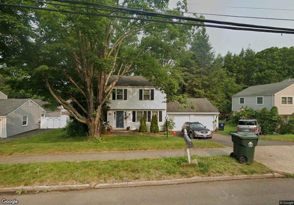 1454 Stillson Rd, Fairfield, CT 06824 - photo 1