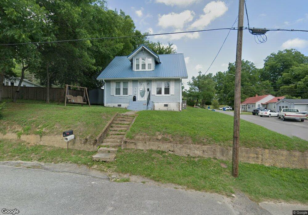 315 S Spring St, Manchester, TN 37355 - photo 1