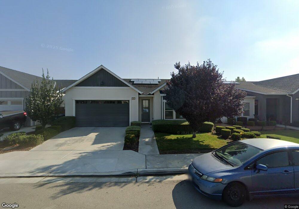 3462 N Clover Ave, Fresno, CA 93727 - photo 1