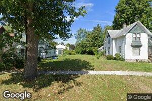 718 W Willard St, Kalamazoo, MI 49007