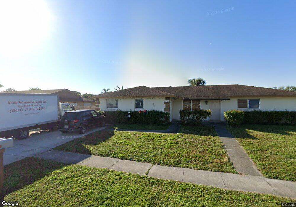 9208 W Highland Pines Blvd, Palm Beach Gardens, FL 33418 - photo 1