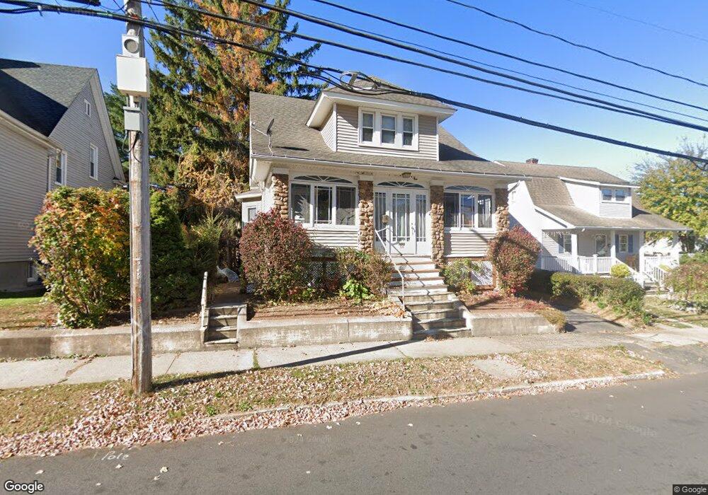 194 Carlton St, New Britain, CT 06053 - photo 1