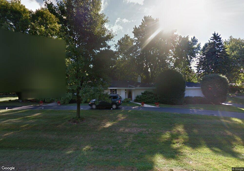 885 N Pemberton Rd, Bloomfield Hills, MI 48302 - photo 1