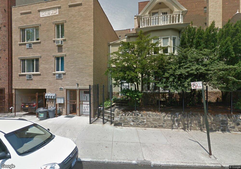 2933 Bainbridge Ave, Bronx, NY 10458 - photo 1