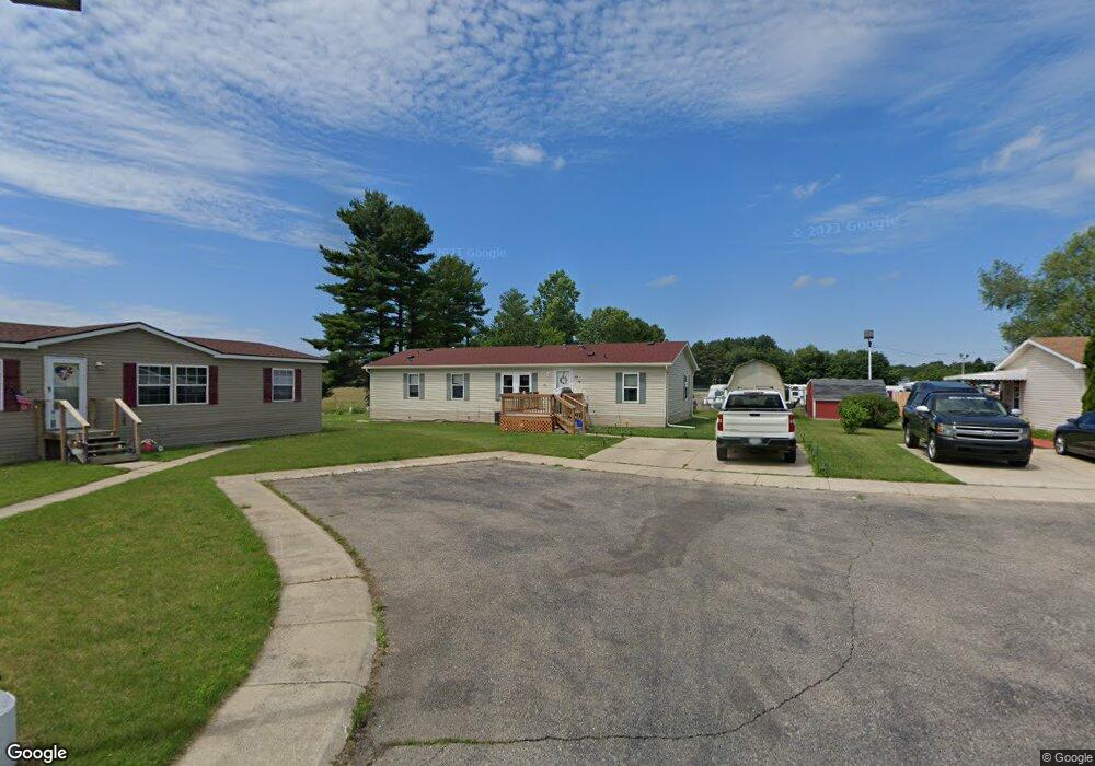 486 Scotch Pine Ct, Flint, MI 48506 - photo 1