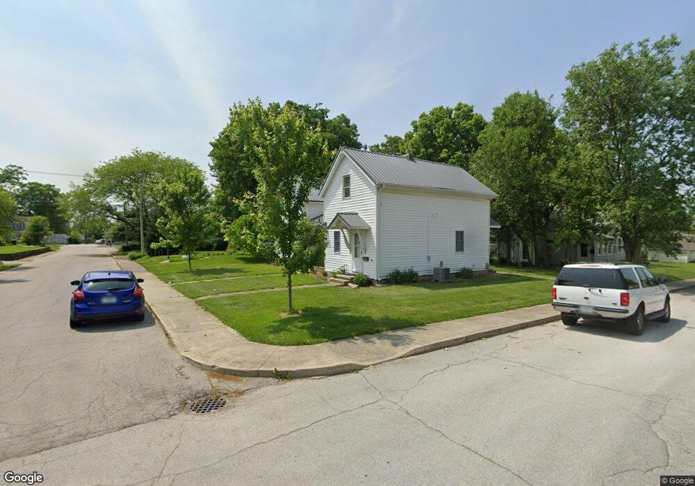 121 E Arnold St, Bluffton, IN 46714 - photo 1