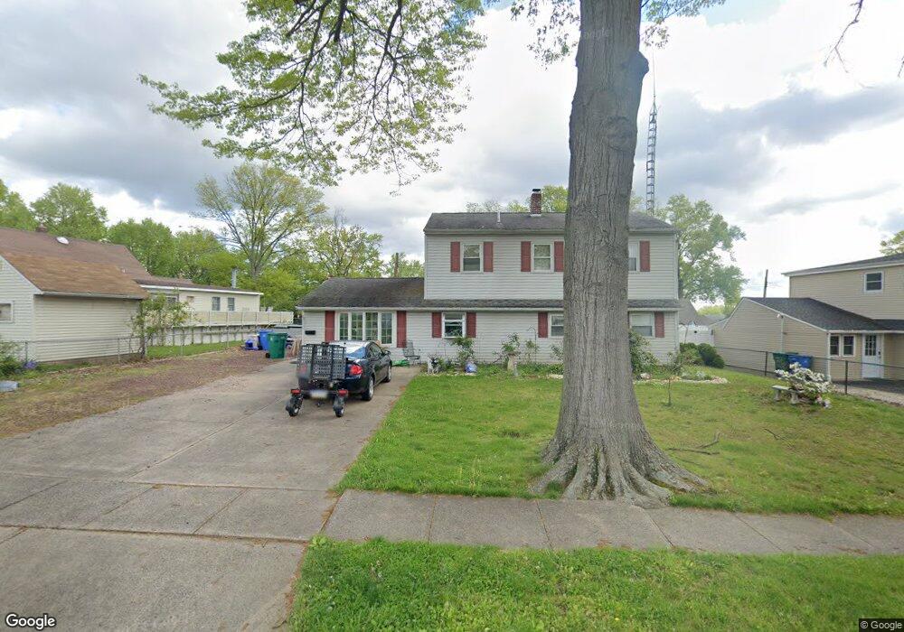 56 Rustleaf Ln, Levittown, PA 19055 - photo 1