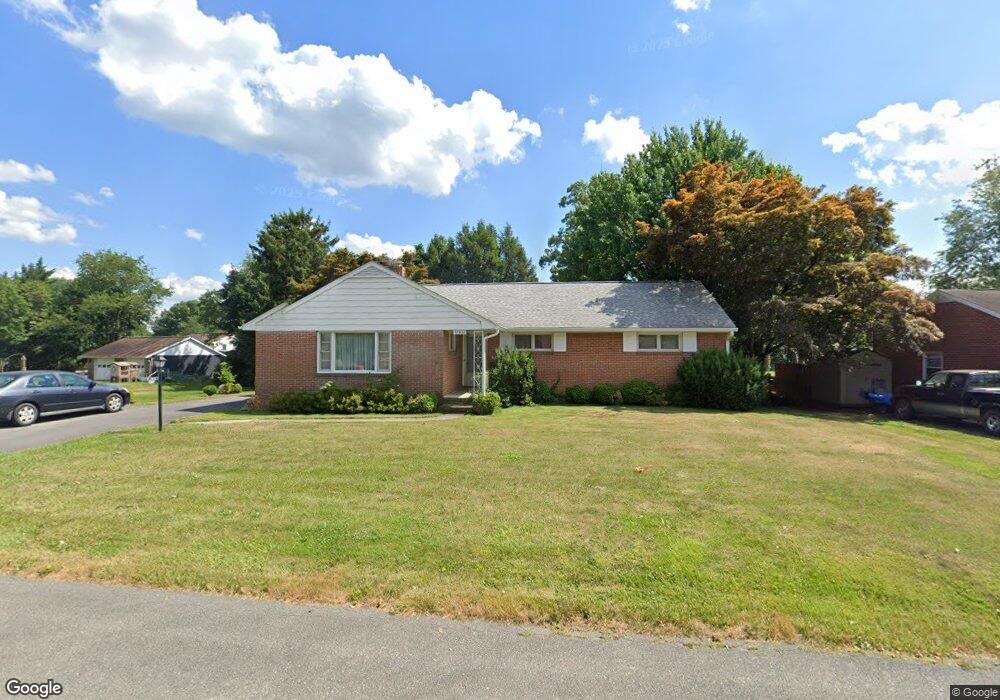 17937 Oak Ridge Dr, Hagerstown, MD 21740 - photo 1