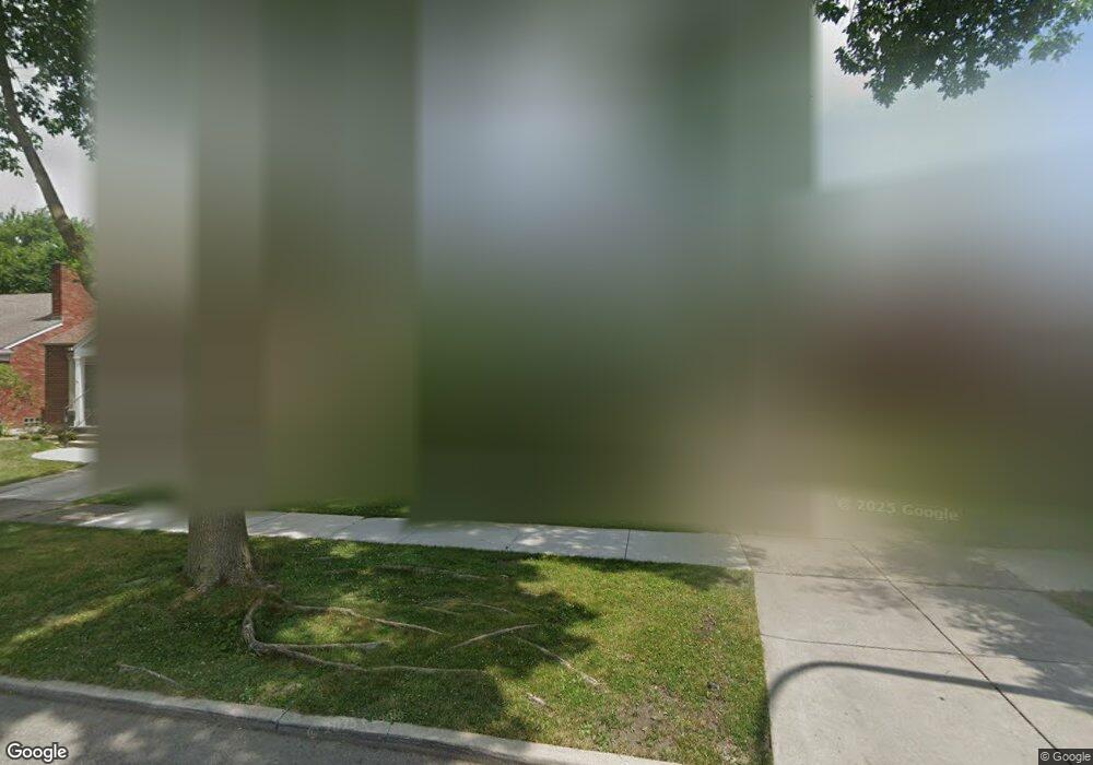 410 Lothrop Rd, Grosse Pointe Farms, MI 48236 - photo 1