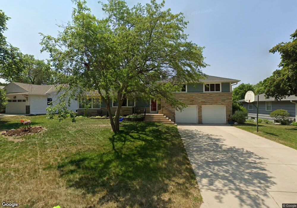 5104 Tifton Dr, Edina, MN 55439 - photo 1