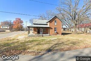 222 S 3rd St, Neodesha, KS 66757