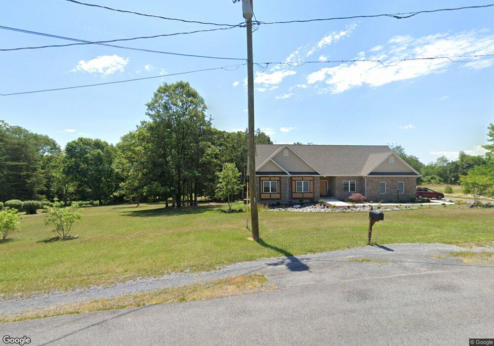 120 Virginia Dr, Stephens City, VA 22655 - photo 1