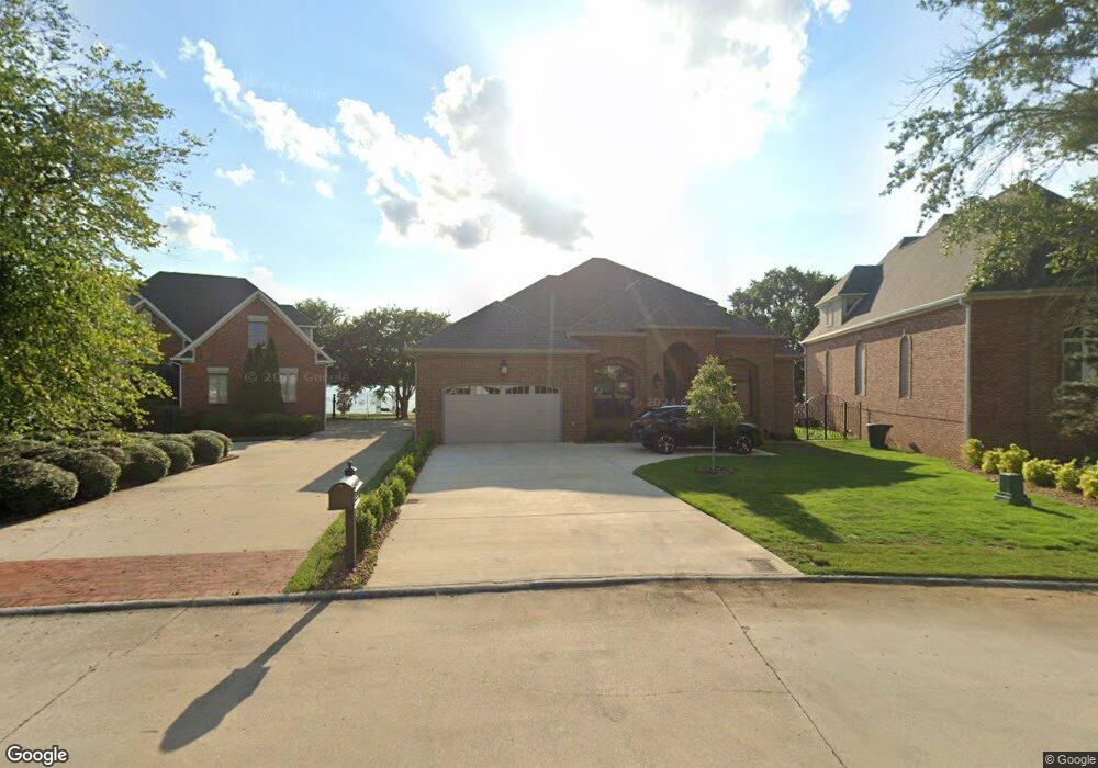 307 Lakepoint Dr, Gadsden, AL 35901 - photo 1