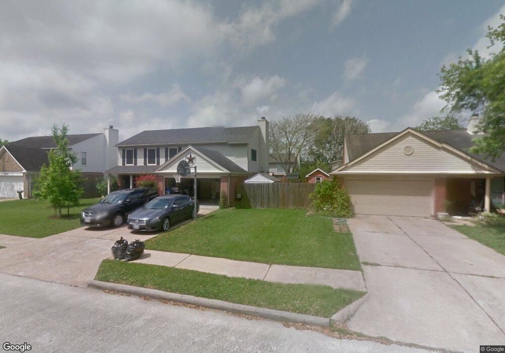 3908 Spring Garden Dr, Pearland, TX 77584 - photo 1