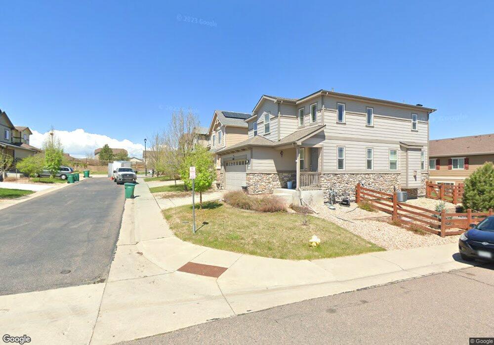 4821 S Picadilly Ct, Aurora, CO 80015 - photo 1