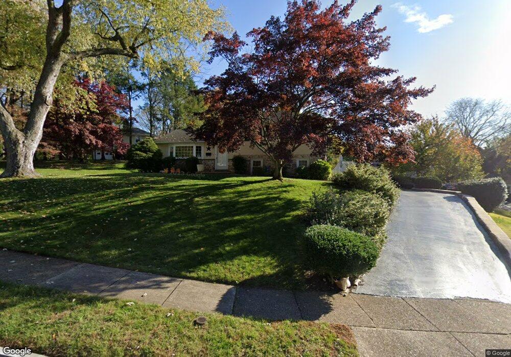 314 N Lehigh Cir, Swarthmore, PA 19081 - photo 1