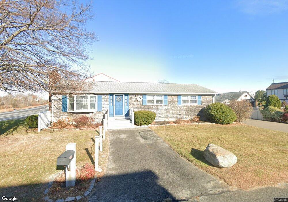 1 Methuen St, Seabrook, NH 03874 - photo 1