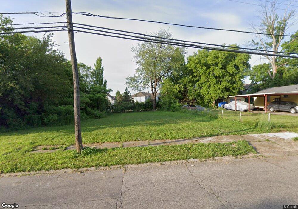 1034 E Russell Ave, Flint, MI 48505 - photo 1