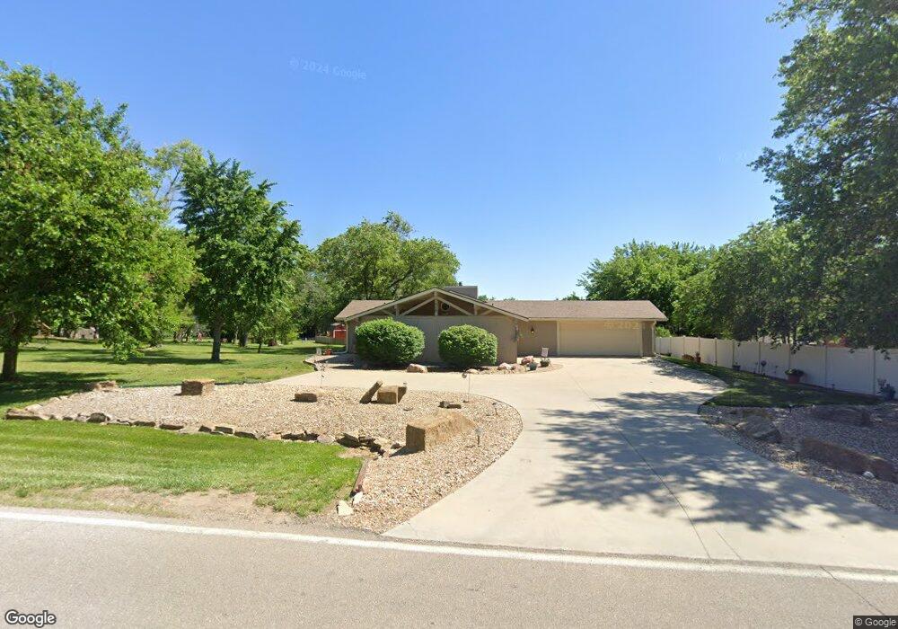 7425 SW 33rd St, Topeka, KS 66614 - photo 1