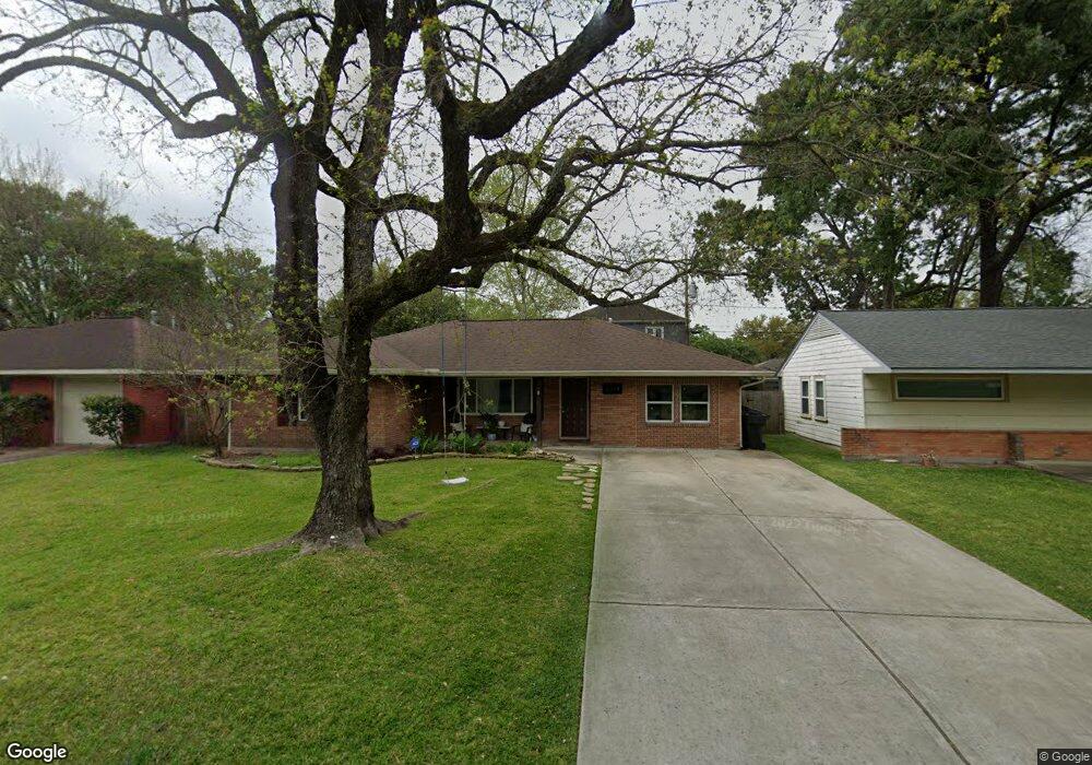 2319 Chantilly Ln, Houston, TX 77018 - photo 1