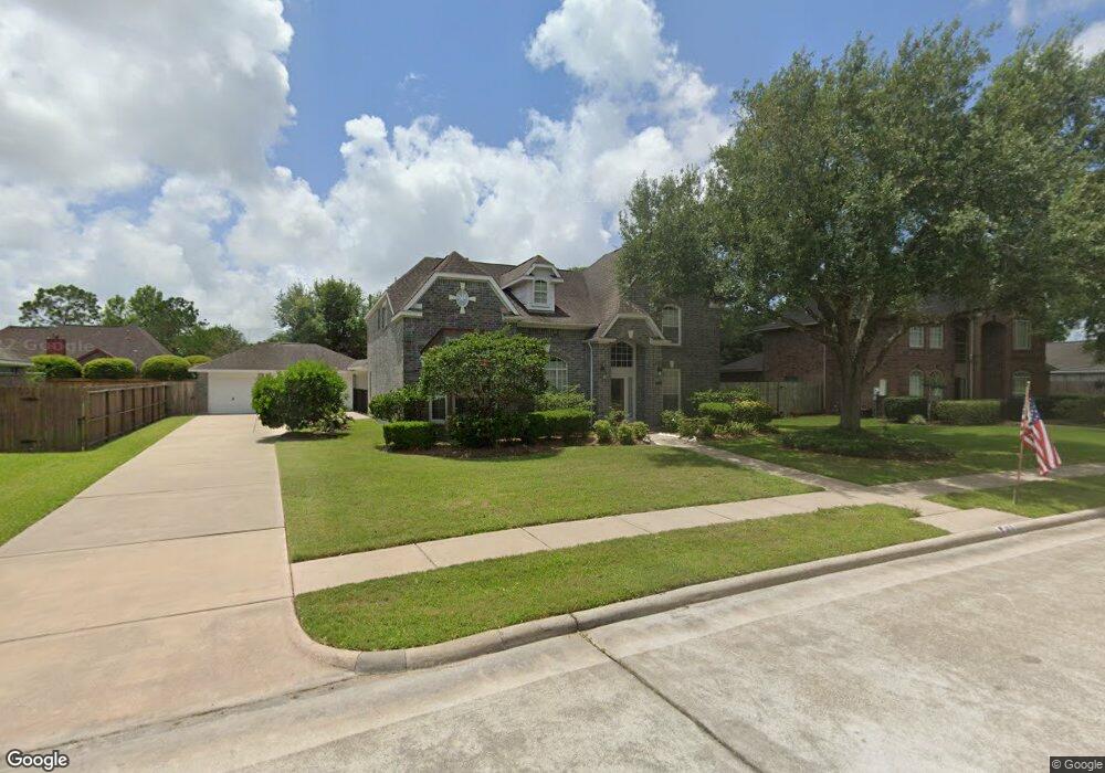 1610 Orlando St, Friendswood, TX 77546 - photo 1
