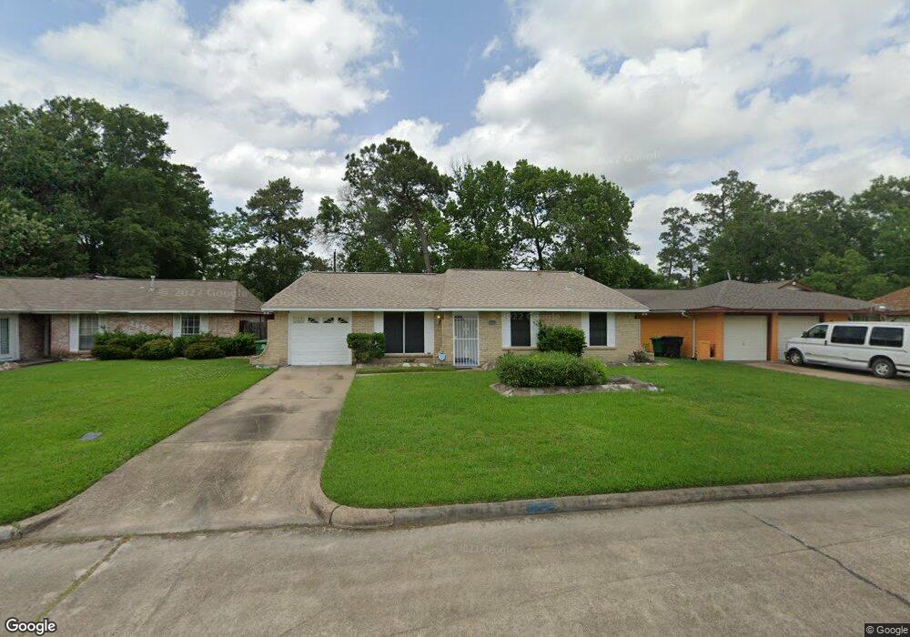 7637 Lakewood Dr, Houston, TX 77016 - photo 1